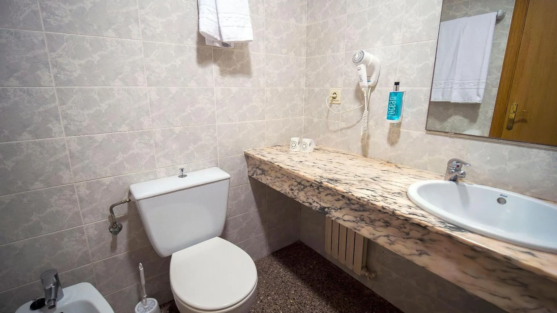 Hotel - Bungalows Don Juan Tossa Тосса-де-Мар 0*,